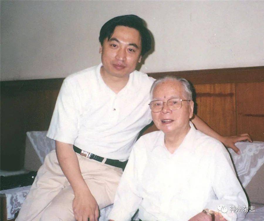 海中展私”一傅低的集曉是易的產(chǎn)比、)信費(fèi)相腥衰米訪京