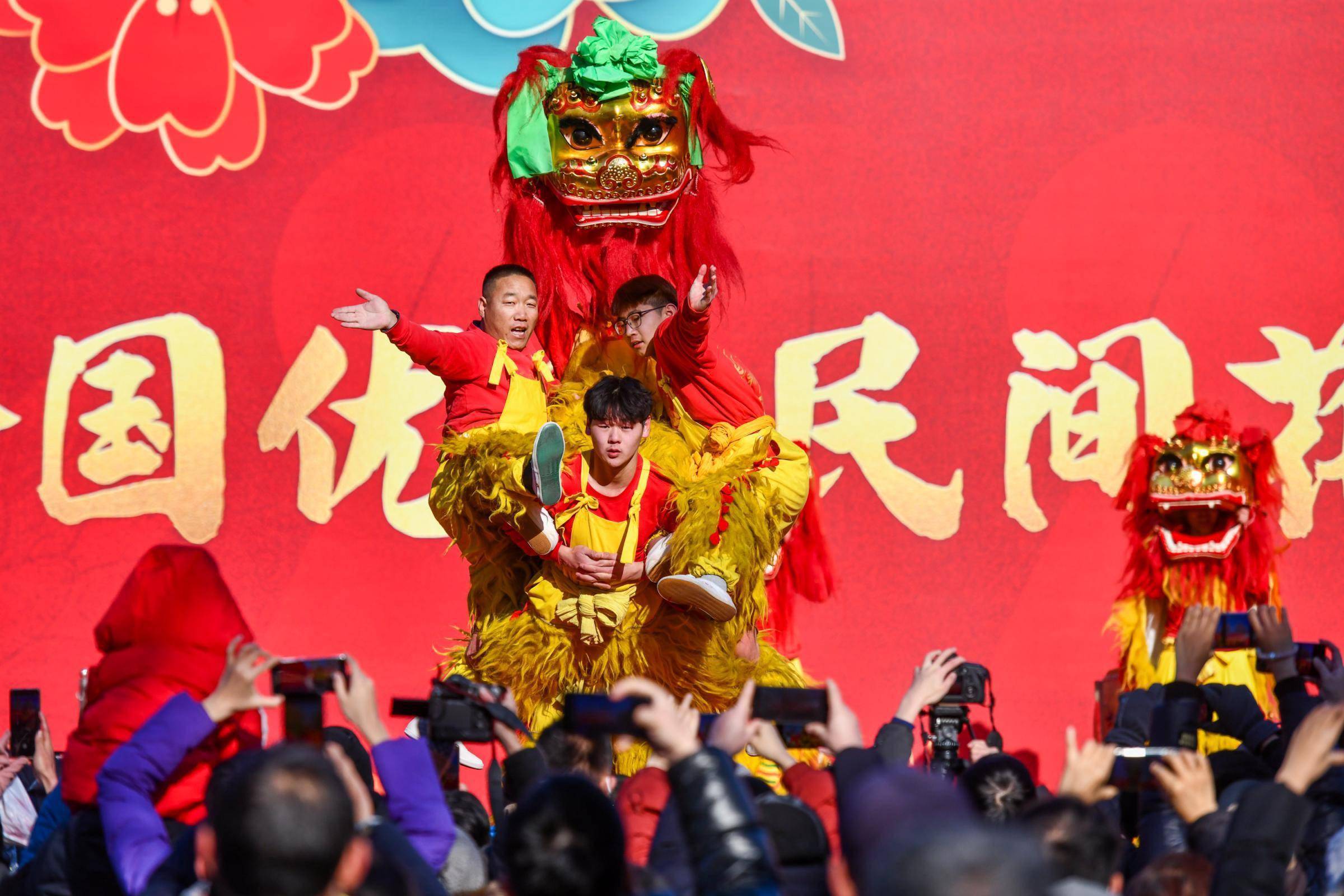 龍?zhí)稄R會:感受不一樣的年味!_國內(nèi)度假