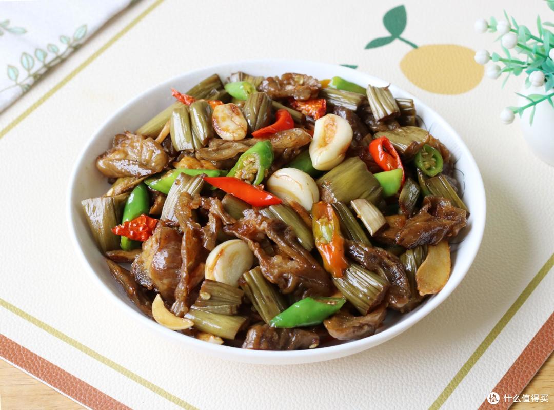 燜菜烹飪技巧與食材搭配研究_禽蛋肉類(lèi)