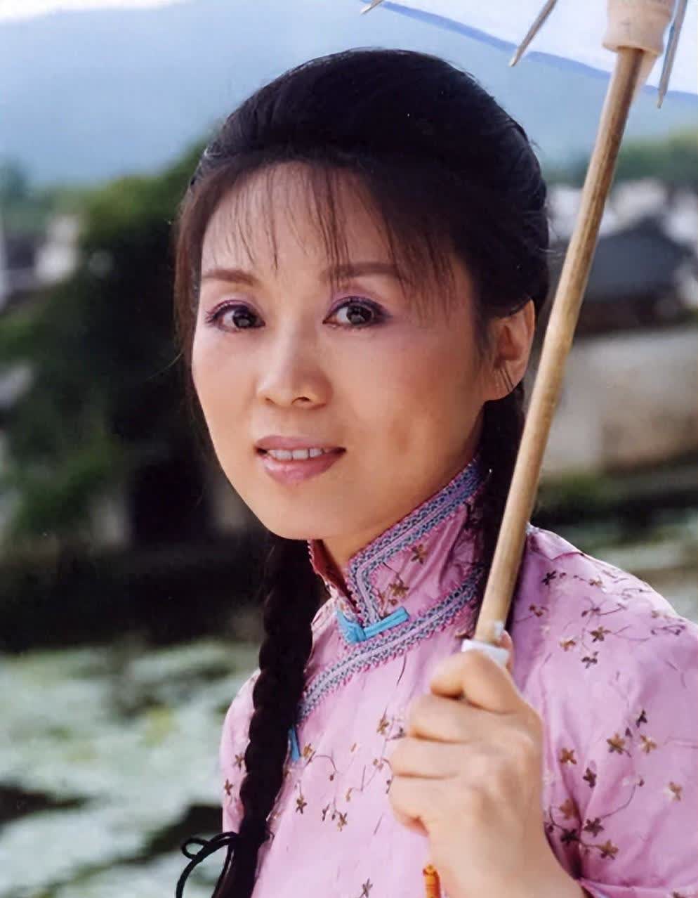 北京愛情故事里頭飾演邵華陽妻子的女演員是誰?