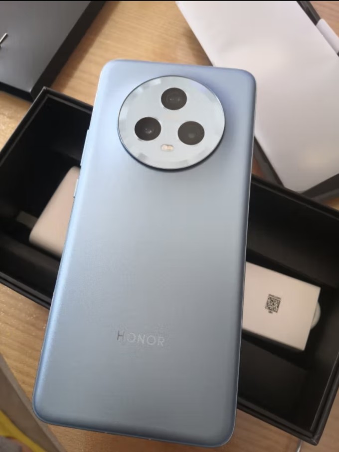 哪些手機(jī)品牌做過(guò)原生android系統(tǒng)的手機(jī)?