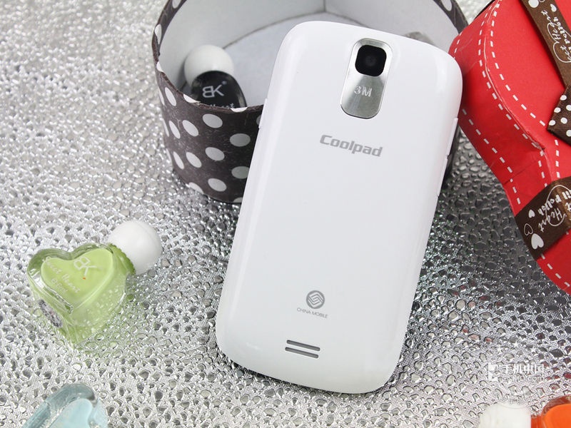 酷派(Coolpad)7296聯(lián)通版手機(jī)屏幕評測