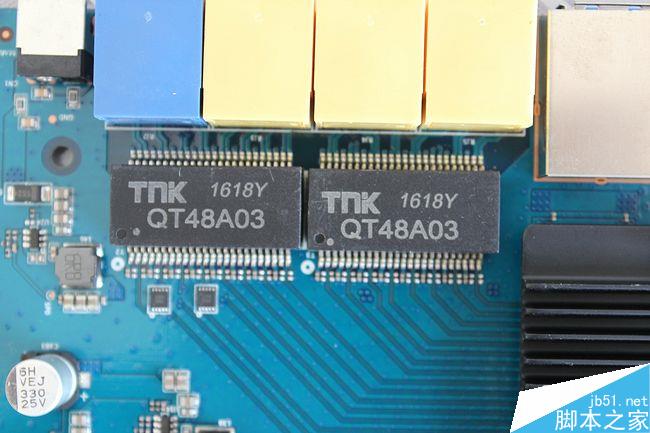 誰用過極路由4的增強版啊,和極四具體是什么不同啊。