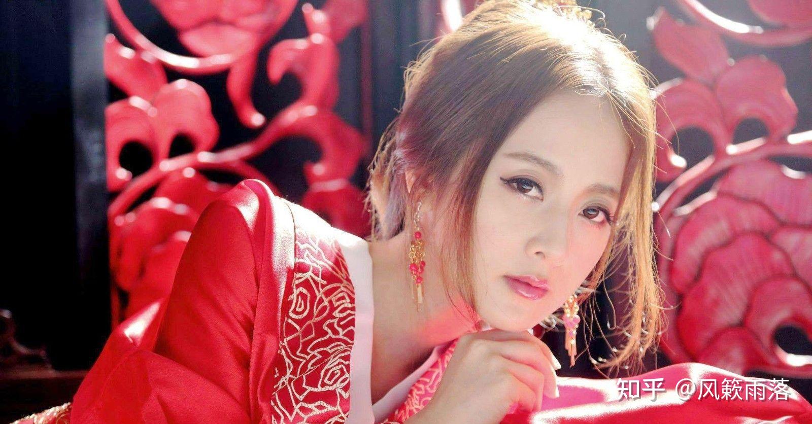 在《神話》中飾劉邦夫人呂雉的演員是誰?詳細(xì)介紹她。