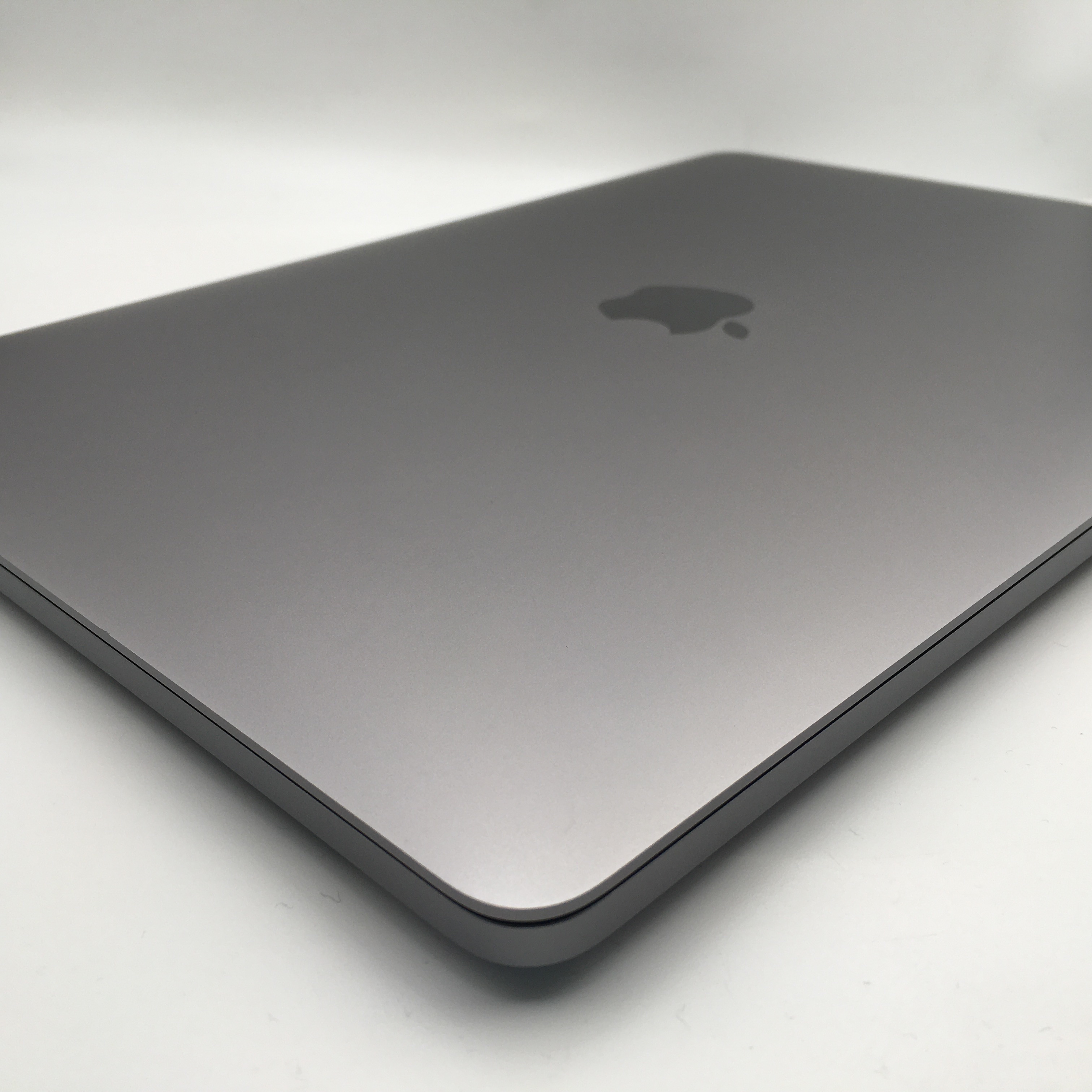 macbookpro電腦A1989是什么意思