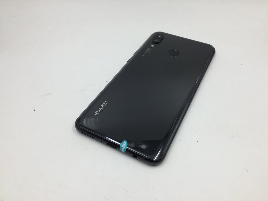 酷派8150D(移動(dòng)版)和華為nova13綜合對(duì)比
