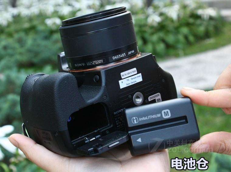 索尼(SONY)A450數(shù)碼相機(jī)外觀性能評測