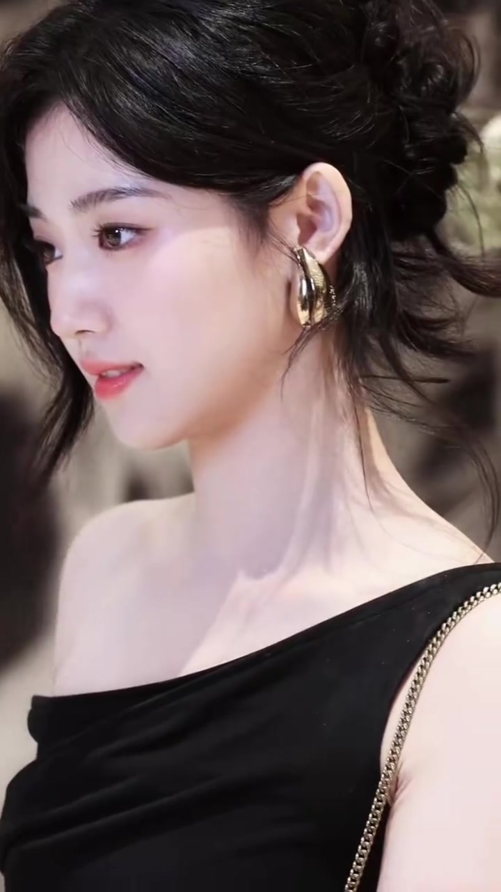 青春美少女圖片-美少女壁紙圖片大全-高清背景圖