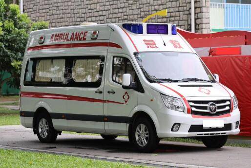 中山跨省長途120救護(hù)車租賃中山病人轉(zhuǎn)院車輛服務(wù)各種轉(zhuǎn)院